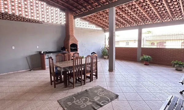 WhatsApp Image 2025-05-13 at 11.58.44 (1)